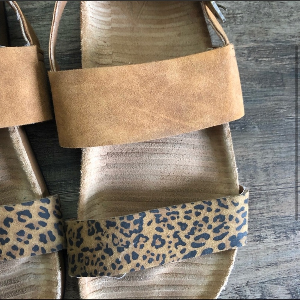 Volcom leopard sandals